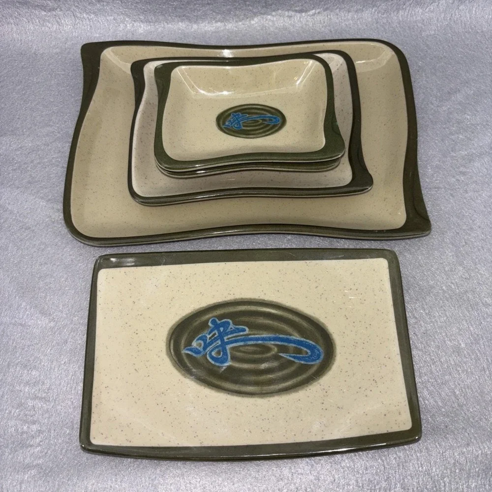 TAI-HONG WEI Thunder Group Sushi Plates Sauce Bowls Melamine Restaurant Ware EUC